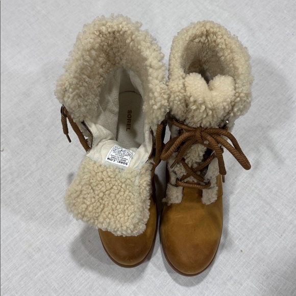 Sorel Joan of Artic wedge Cozy Shearling camel Winter Boots - Picture 5 of 10
